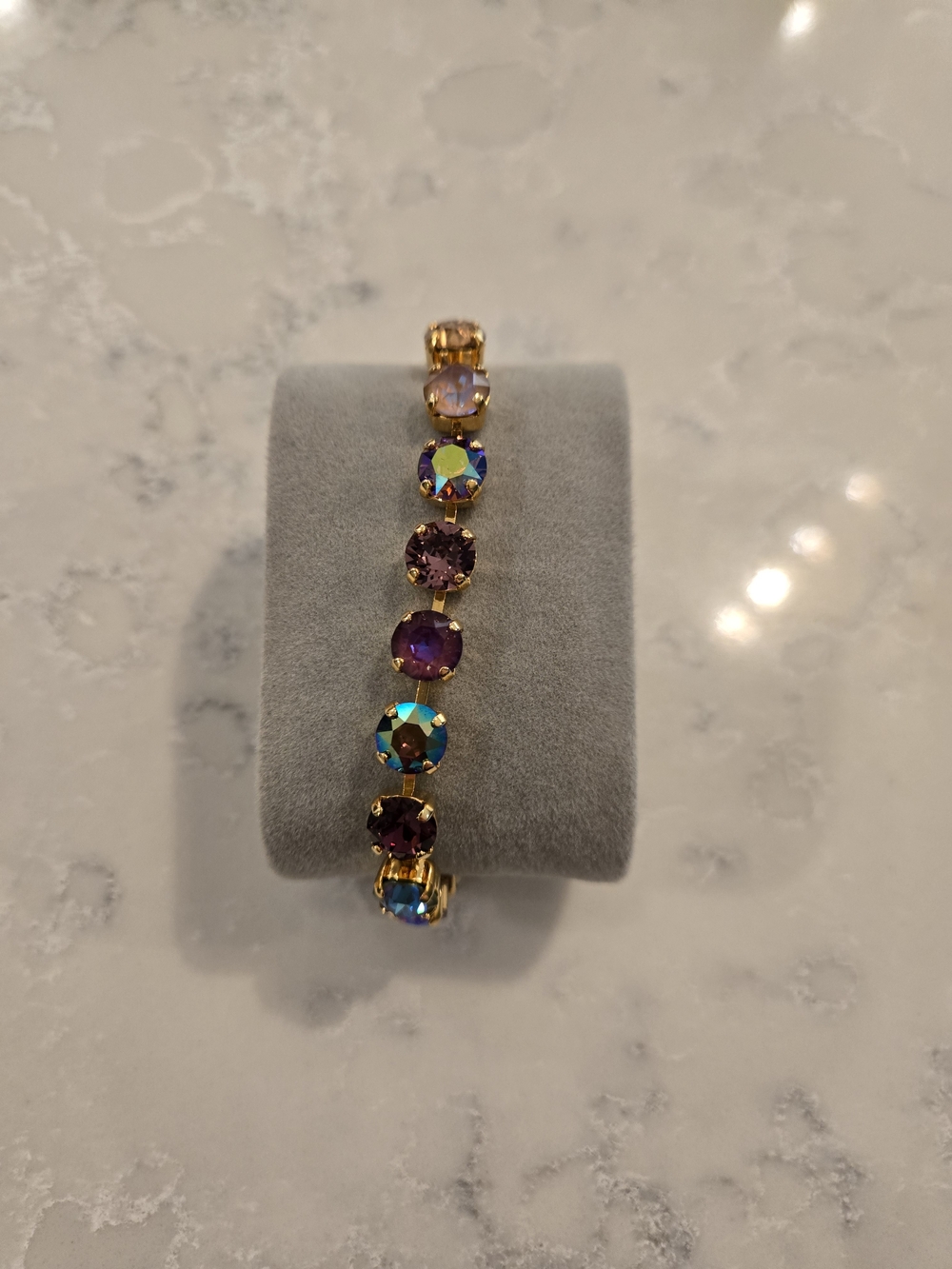 8 MM Purple And Gold Swarovski Bracelet - Gold Setting
